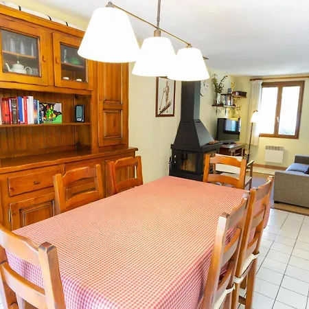 Hotel La Maison De Cerdagne 3*