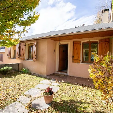 La Maison De Cerdagne Hotel 3*